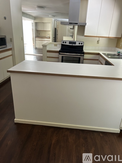 3605 93rd Avenue Southeast 2 Beds Townhouse for Rent - Photo gallery 1