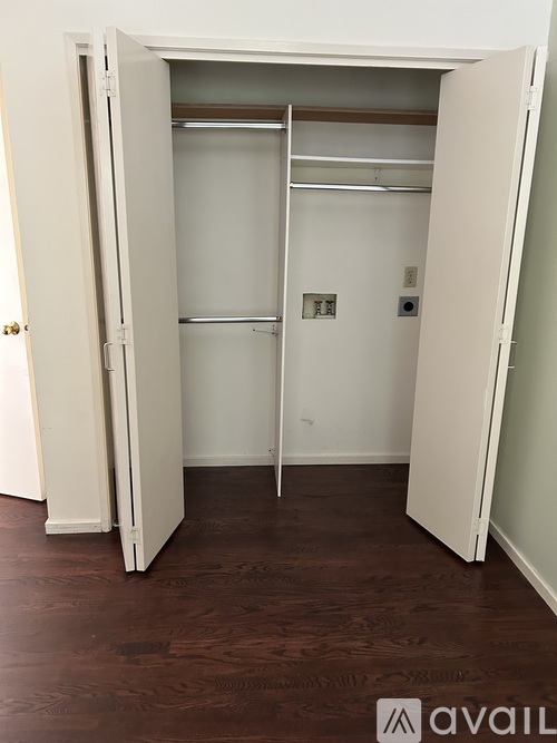 3605 93rd Avenue Southeast 2 Beds Townhouse for Rent - Photo gallery 4