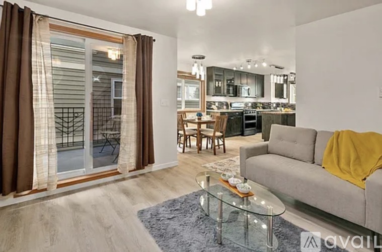 1120 Northwest 56th Street 3 Beds Townhouse for Rent - Photo gallery 1