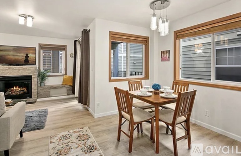 1120 Northwest 56th Street 3 Beds Townhouse for Rent - Photo gallery 5