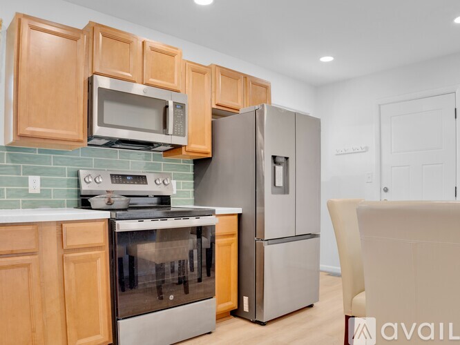 104 W Jackson St 3 Beds Single Family Home for Rent - Photo gallery 4