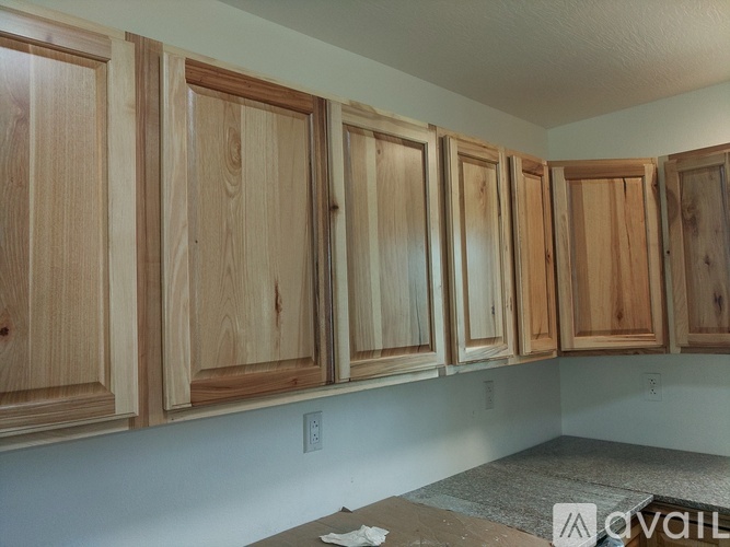 1045 Wood St 2 Beds Single Family Home for Rent - Photo gallery 3