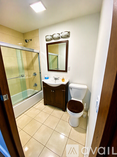 8816 Lilienthal Ave 1 Apartment for Rent - Photo gallery 4