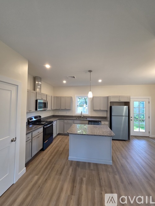 14 Beaver Way 2 Beds Apartment for Rent - Photo gallery 3