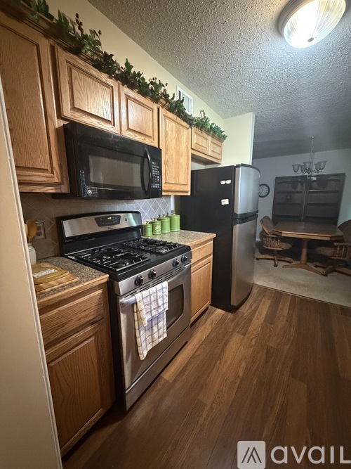 2012 South 123rd East Avenue 3 Beds Single Family Home for Rent - Photo gallery 2