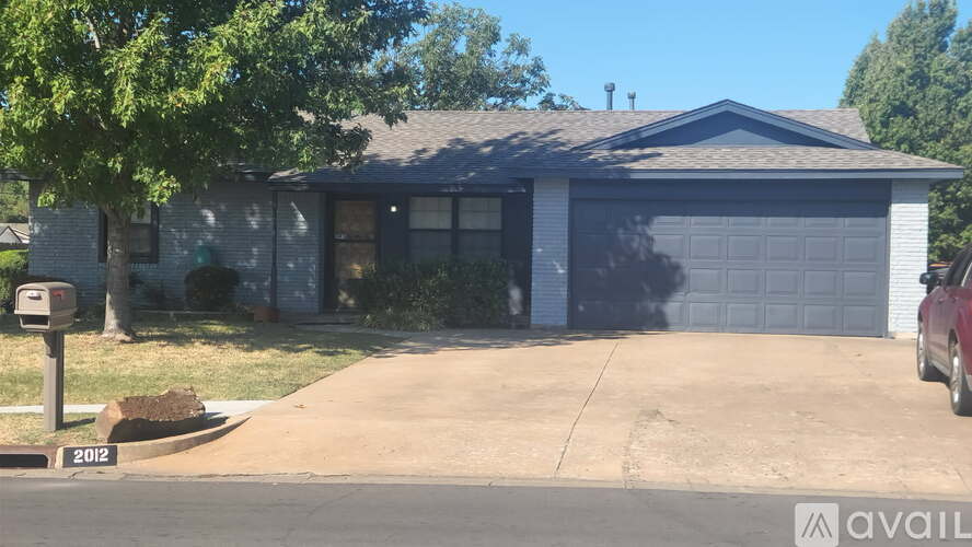 2012 South 123rd East Avenue 3 Beds Single Family Home for Rent - Photo gallery 4