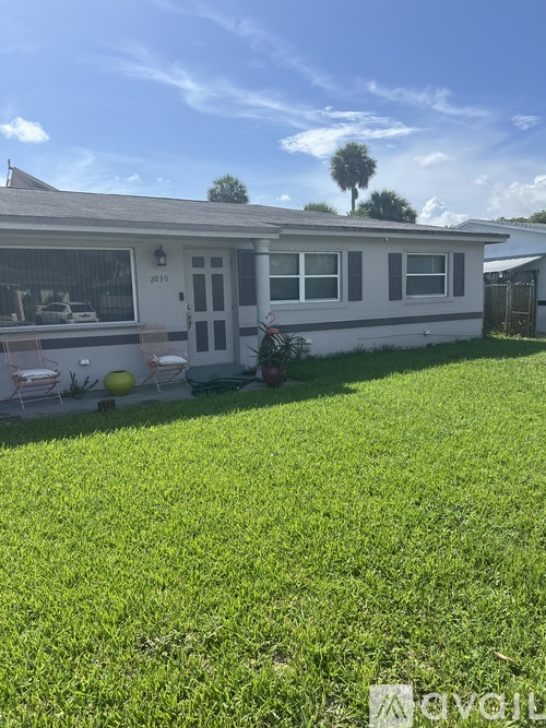 2030 NW 27th Ln 3 Beds Single Family Home for Rent - Photo gallery 1