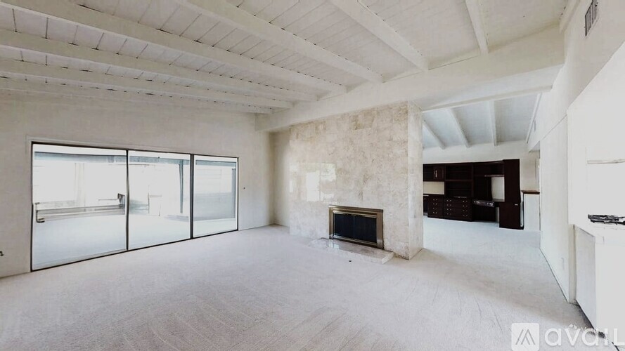 22545 Hatteras Street 4 Beds Single Family Home for Rent - Photo gallery 5