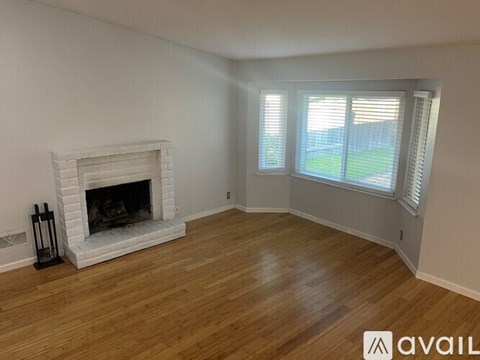 3021 Lillard Dr 3 Beds Apartment for Rent