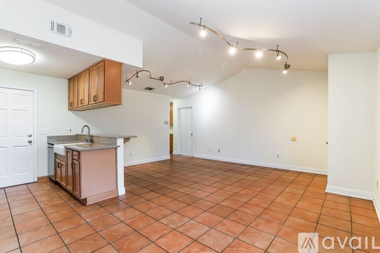 1133 Thatcher Lane 3 Beds Single Family Home for Rent - Photo gallery 2