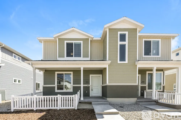 252 E Harker Creek St 3 Beds Single Family Home for Rent - Photo gallery 1