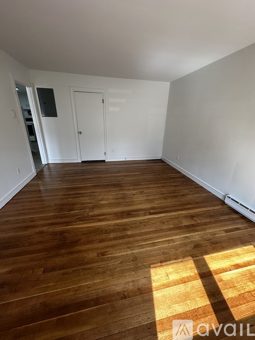 15 Patrick Henry Street 2 Beds Apartment for Rent - Photo gallery 3