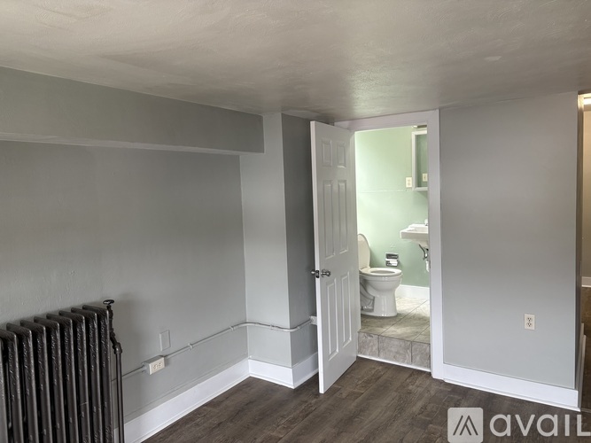 230 E Fairview Ave 2 Beds Apartment for Rent - Photo gallery 3