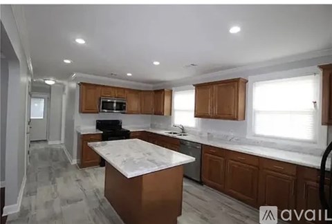 5437 Vermillion Boulevard 3 Beds Apartment for Rent