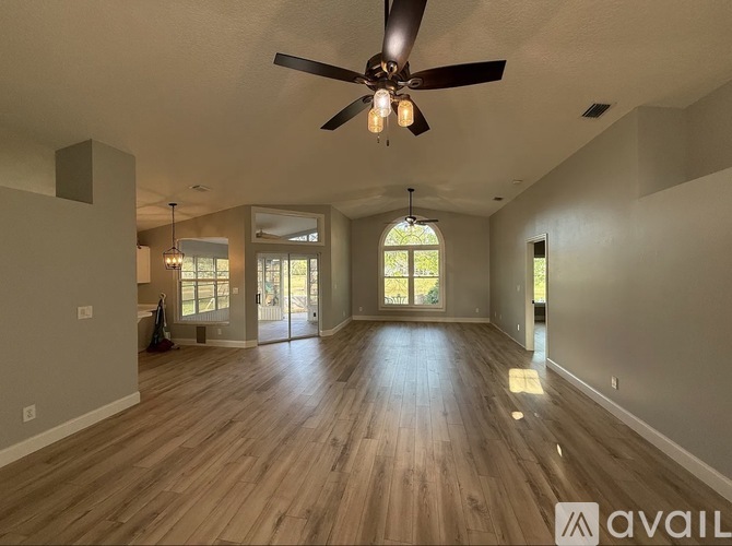 2700 Alicia Lane 3 Beds Single Family Home for Rent - Photo gallery 3