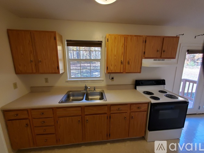 9168 Tally Ho Lane 3 Beds Single Family Home for Rent - Photo gallery 2