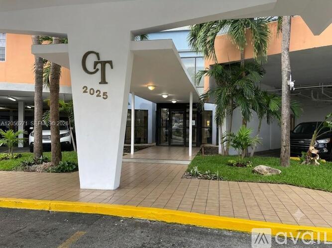2025 NE 164th St 2 Beds Condo for Rent - Photo gallery 1