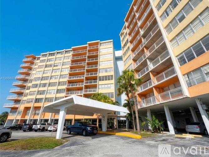 2025 NE 164th St 2 Beds Condo for Rent - Photo gallery 2