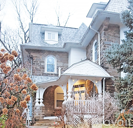 133 E Mt Airy Ave 3 Beds Apartment for Rent - Photo gallery 1