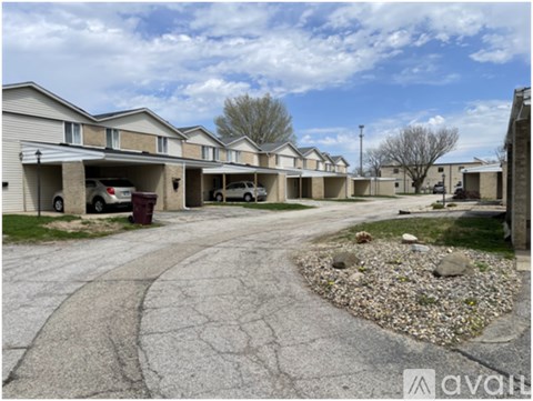 13 Florentine Ct 3 Beds Apartment for Rent