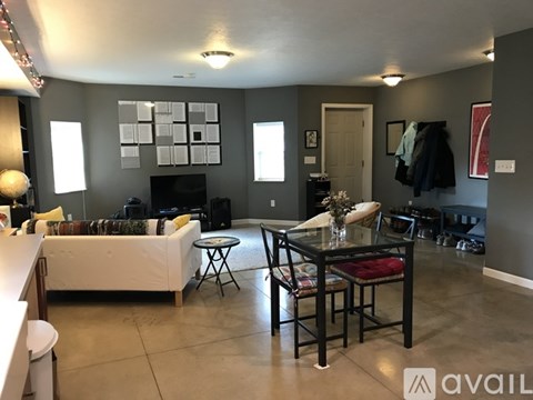 315 Johnson St 4 Beds Apartment for Rent
