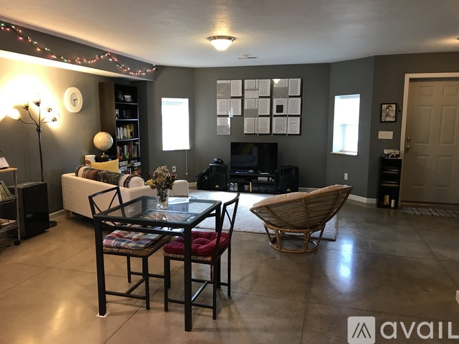 315 Johnson St 4 Beds Apartment for Rent - Photo gallery 3
