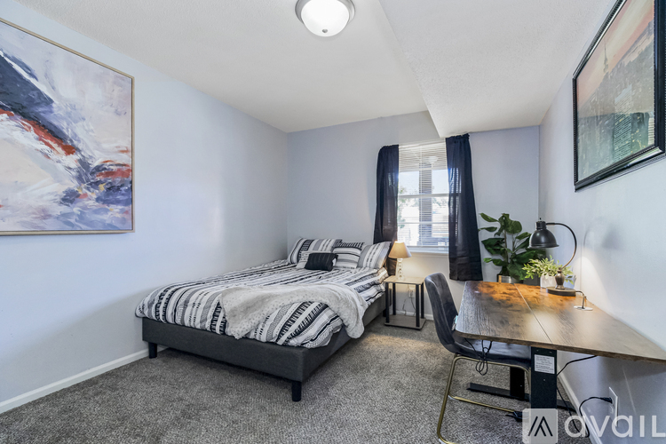 13863 E 35th St Ct S 2 Beds Single Family Home for Rent - Photo gallery 5