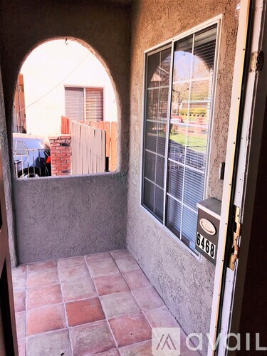 6468 Zelzah Ave 3 Beds Single Family Home for Rent - Photo gallery 4