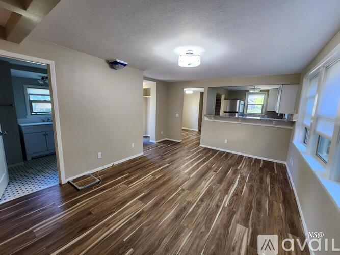 20 West Koch Street 4 Beds Single Family Home for Rent - Photo gallery 4