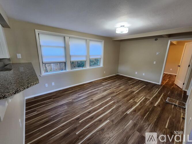 20 West Koch Street 4 Beds Single Family Home for Rent - Photo gallery 5