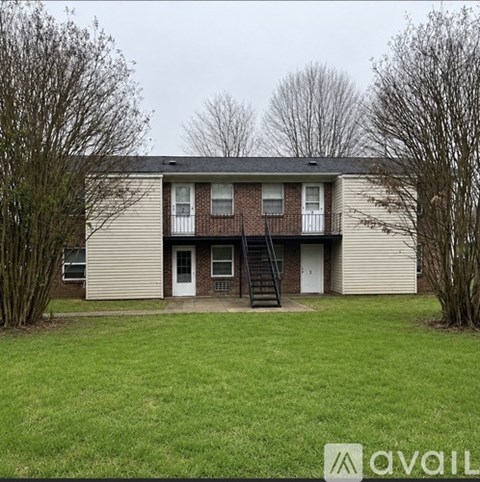 1015 W Parkway Ave 2 Beds Apartment for Rent