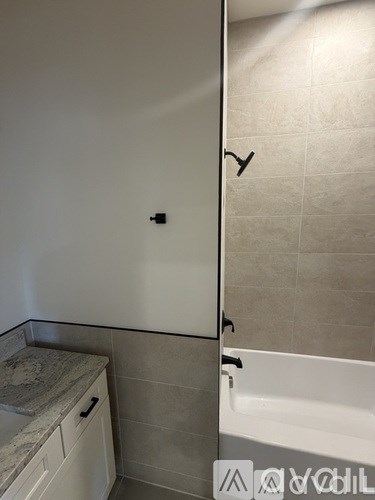 112 Burt Street 2 Beds Apartment for Rent