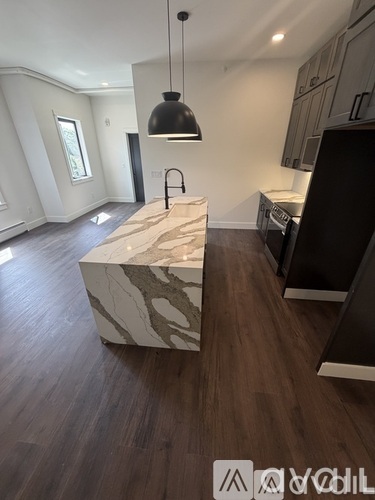112 Burt Street 2 Beds Apartment for Rent - Photo gallery 4