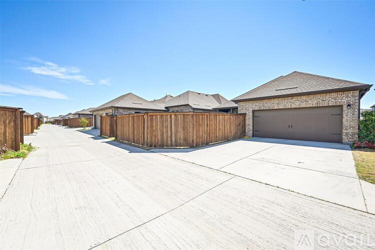 1415 White Squall Trl 3 Beds Single Family Home for Rent - Photo gallery 5