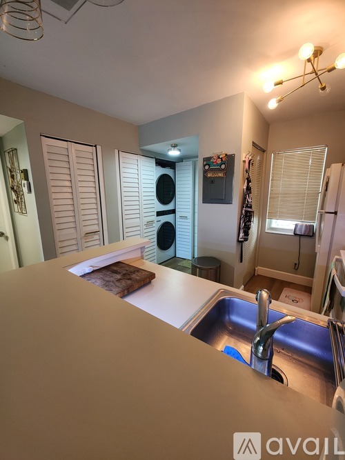 2228 North Cypress Bend Drive 2 Beds Condo for Rent - Photo gallery 4