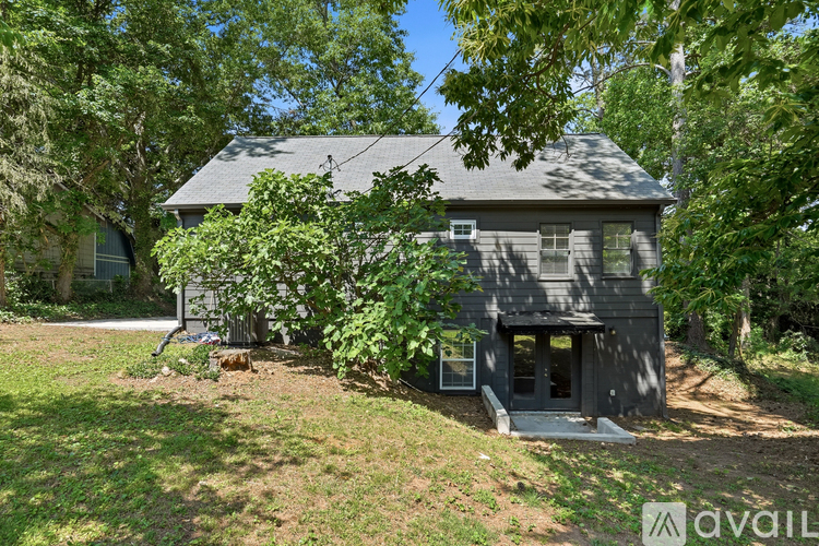 439 Oak Road 3 Beds Single Family Home for Rent - Photo gallery 2