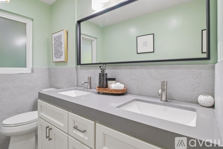 1 Woodcrest Cir 2 Beds Single Family Home for Rent - Photo gallery 3
