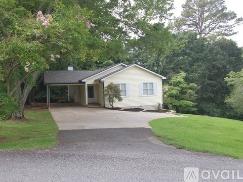 152 Oliver Dr 3 Beds Apartment for Rent