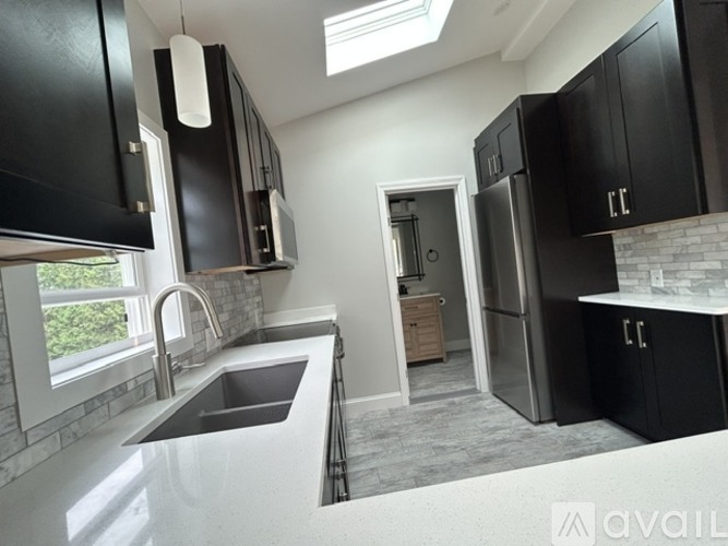 1169 Essex Rd 1 Apartment for Rent - Photo gallery 4