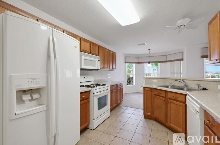10003 Southwest 90th Loop 2 Beds Single Family Home for Rent - Photo gallery 3