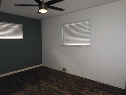 303 Birchwood Drive 3 Beds Apartment for Rent