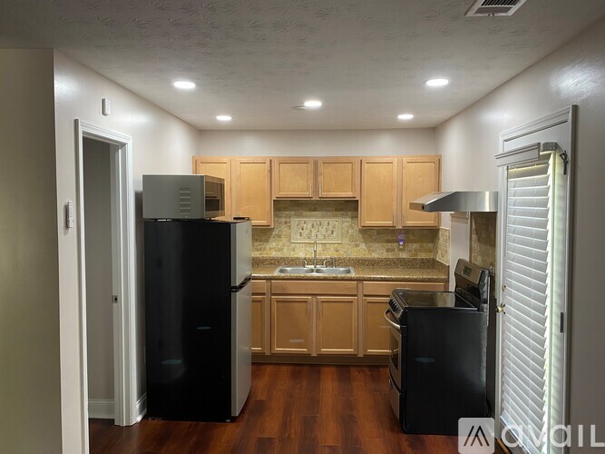 515 Cole Creek Dr 1 Single Family Home for Rent - Photo gallery 2