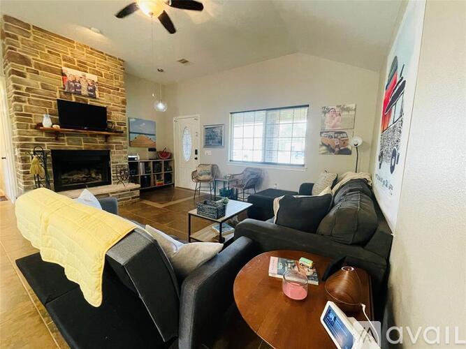 21515 Fawn Drive 3 Beds Single Family Home for Rent - Photo gallery 4