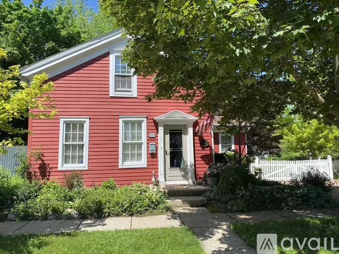 324 Sage Street 3 Beds Single Family Home for Rent - Photo gallery 1