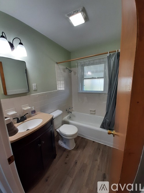 10205 Dandridge Dr 3 Beds Single Family Home for Rent - Photo gallery 5
