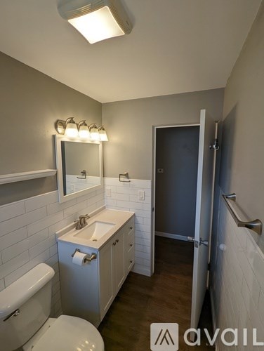 1708 Lindenwood Avenue 2 Beds Apartment for Rent