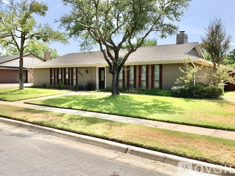 1902 Silver Leaf Drive 3 Beds Apartment for Rent