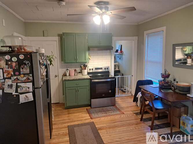 377 Pearl Street 3 Beds Apartment for Rent - Photo gallery 1
