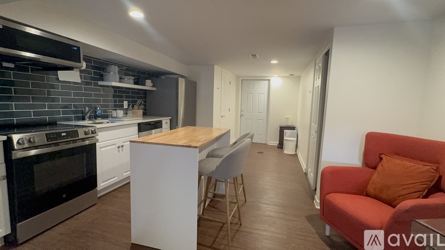 5333 Arlington St 1 Townhouse for Rent - Photo gallery 2