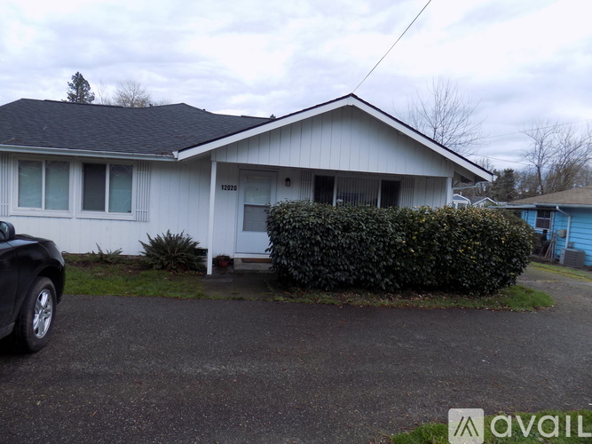 12020 SW Lincoln Ave 2 Beds Single Family Home for Rent - Photo gallery 1
